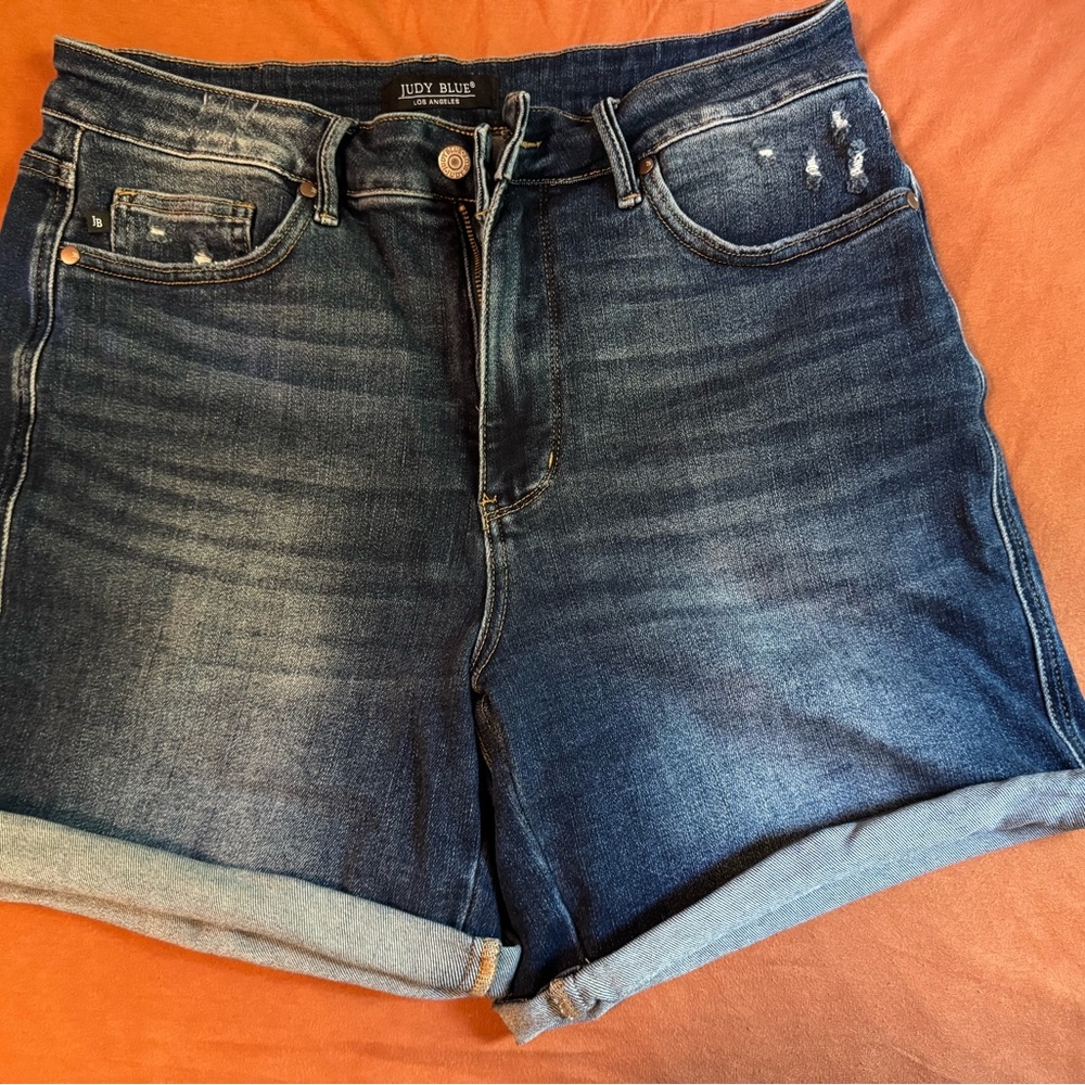 Judy Blue Denim Shorts 1XL - Picture 5 of 5